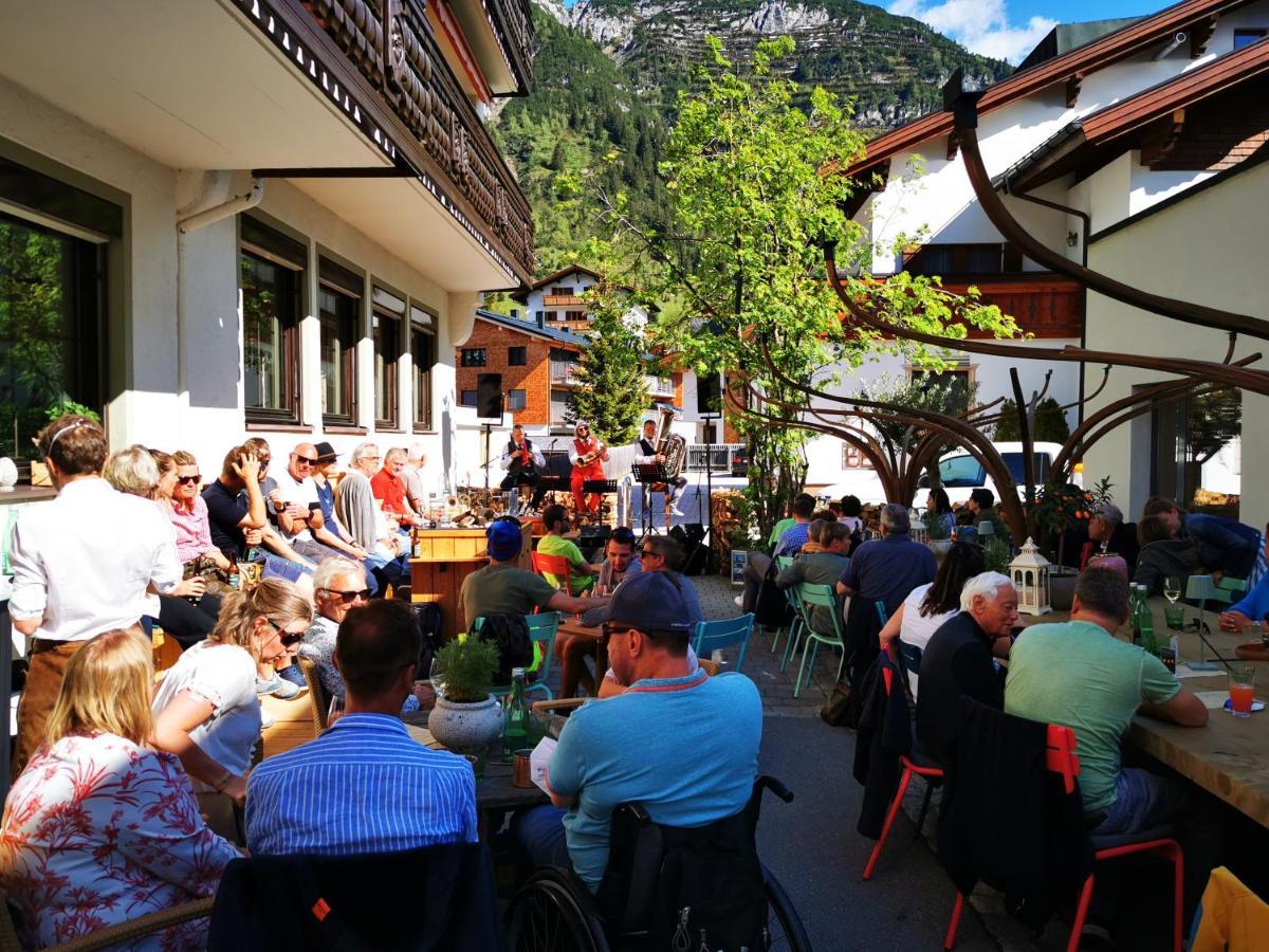 Hotel Sandhof Lech am Arlberg Exterior photo